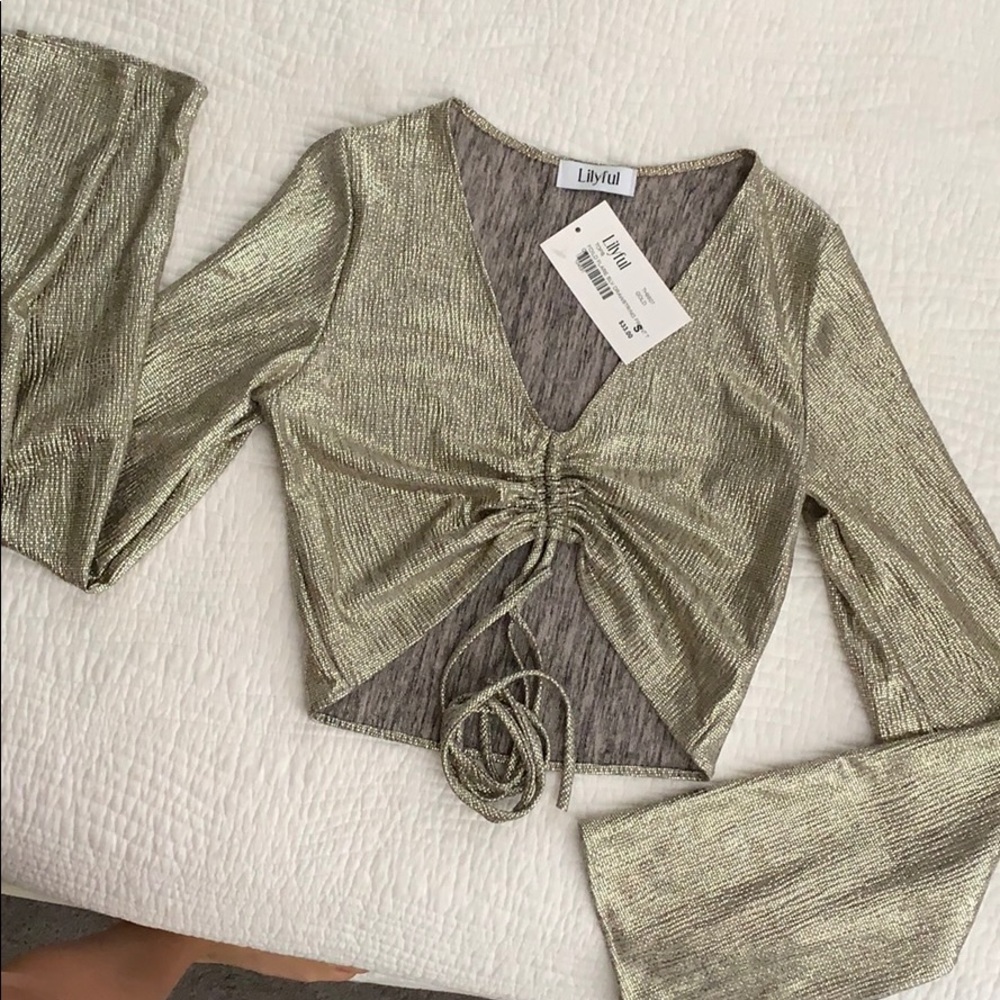 Foiled flare sleeve top